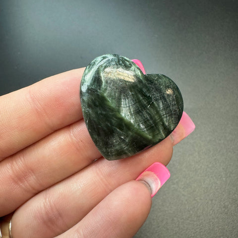 25g Seraphinite Heart Cabochons, Bulk or Wholesale Seraphinite Heart Cabochons, Seraphinite Heart Cabochon