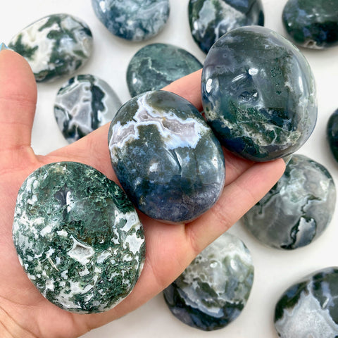 Moss Agate Palm Stone, Green Moss Agate, Polished Moss Agate Palm, Healing Moss Agate Palm