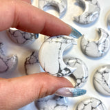 Howlite Moon Carving, Howlite Gemstone Moon, Howlite Moon, Flat Howlite Moon Carving, B-31